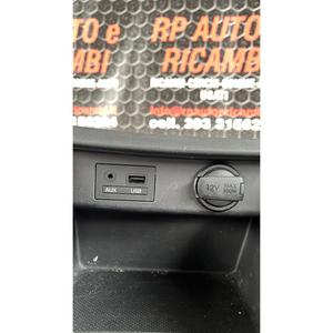 HYUNDAI i10 2ª Serie (11>13) GUARDABALSOSES SUPERIOR CENTRAL DEL TABLERO 84757-B4100 G4LA - Product Image 2