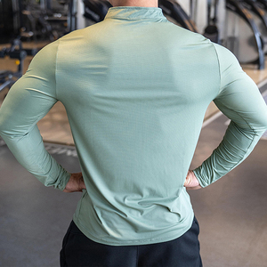... Capa fresca de cremallera de cuarto de golf para mañanas ventosas o lluvia ligera, tela transpirable de secado rápido que mantiene el cuerpo - Product Image 5