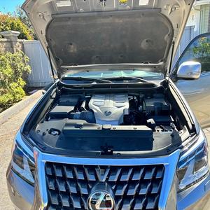 ¡Oferta Imperdible! Lexus GX 460 2022 Súper Limpio, Motor V8 de 4.6L, Tracción en las 4 Ruedas, Automático de 6 Velocidades, Exterior Color Plata Atómico, SUV de Lujo - Product Image 6