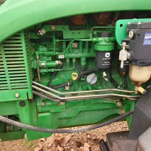 Tracteur d'occasion John Deere 2023, 90 CV, 4 roues motrices, tracteur agricole, 4x4, diesel |   Tracteur John Deere 1404 MFWD d'occasion 2017 - Product Image 3