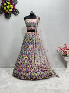 Lehengas choli ตาข่ายกระจกเงาจริงสำหรับงานแต่งงานอินเดียและปากีสถานปักอย่างหนา - Product Image 2