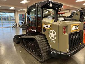 รถตักล้อยางขนาดเล็ก JCB 3TS-8W รุ่นตักหน้า 8 ตัน ประสิทธิภาพสูง มองเห็นได้กว้างพิเศษ พร้อมมอเตอร์ปั๊ม Atos และเกียร์ - Product Image 6