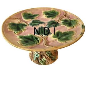 Celebración de fiesta de cumpleaños para el hogar Diseño lujoso Acabado antiguo Soporte de pastel de metal Soporte para servir magdalenas Soporte para pastel - Product Image 1