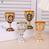 Rose Fleurs Design Gravé Look Attrayant Qualité Supérieure En Aluminium Coulé Verre À Vin Rouge Gobelet Barware Fourniture De L'Inde
