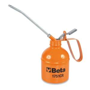 Bidon d'huile à pression métallique BETA avec becs rigides pour produits d'entretien automobile - Product Image 1