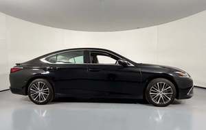 COMPRA Lexus ES 350 FWD 2024 Usado con Rines de Aleación, Asientos de Cuero, Sistema de Navegación, Arranque Remoto, Techo Corredizo, Asientos con Calefacción - Product Image 2