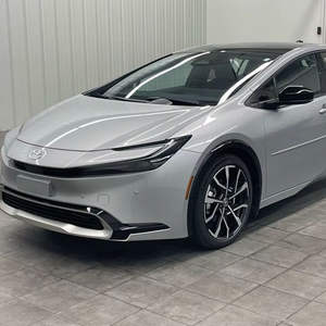 Envío Rápido para las MEJORES OFERTAS 2023 / 2024 Prius XLE Nuevo Modelo de Auto con Volante a la Izquierda y Derecha - Product Image 3