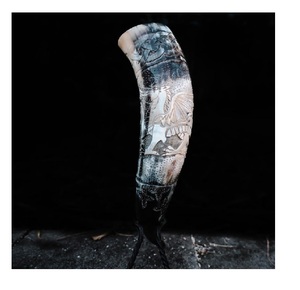 Stein classique en corne de buffle artisanale, un objet distinctif pour vos boissons - Product Image 1