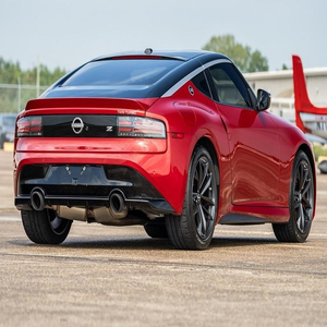 Nissan Z Performance 2023, Coupé de 8 Velocidades Manual, Twin Turbo, 10 Cilindros, Volante a la Izquierda, Bajo Kilometraje, Precio Accesible - Product Image 3
