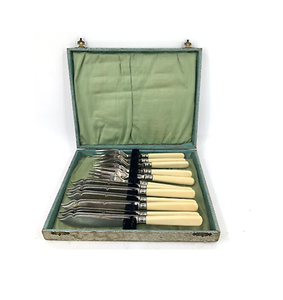 Couteau à beurre Plat à beurre avec couteau épandeur en acier miroir avec spatule à confiture Ustensiles Poignées en os de corne de buffle - Product Image 5