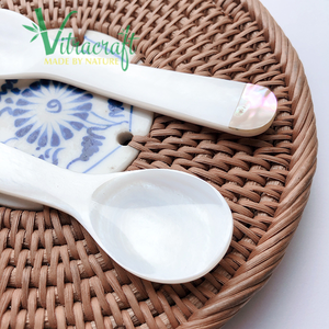 Cuchara de caviar con incrustaciones de concha de abulón Rosa natural Diseño extremadamente único Adecuado para disfrutar de un caviar caro Tamaño 10cm - Product Image 2