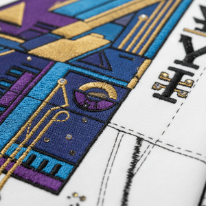 Vente en gros de panneaux de manches personnalisés en molleton 100% coton, impression numérique d'hiver, couleur blanche, broderie de haute qualité, poche avant - Product Image 3