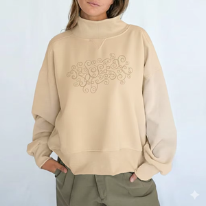 Sweat-shirt oversize à col montant imprimé pour femme, streetwear automne/hiver, badge et paillettes, haut éco-responsable - Product Image 1