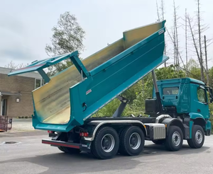 Camión Volquete Usado 2024 de Servicio Pesado 8x6 con Transmisión Automática Hidráulica, Diésel Euro 4, Volante a la Izquierda, Asientos de Cuero Oscuro, R18 FAST - Product Image 4