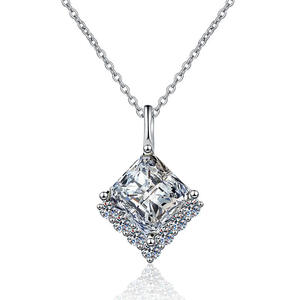 Colliers élégants de haute qualité en argent sterling S925 avec moissanite de 1 carat, coupe princesse, design halo, forme carrée, tendance, multicolores - Product Image 1