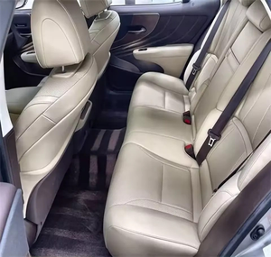 Automóvil Usado en Excelentes Condiciones a Precio de Mayoreo, Automático 2023 L.S 500 4 Puertas Sedán 6 Cilindros, Bajo Kilometraje, Sin Problemas Mecánicos, Listo para Conducir - Product Image 2