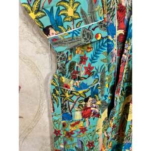 Robe Kimono en Coton Style Frida Kahlo, Peignoir Décontracté Taille Unique, Tissu Doux et Respirant avec Fermeture à Cordon pour la Maison - Product Image 4