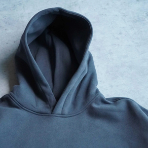 Sweats à capuche personnalisés de haute qualité en molleton de coton lourd pour l'hiver 500Gsm Sweats à capuche pour hommes avec coupe ample sans cordon - Product Image 5