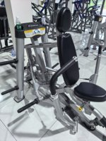 Máquina de Press de Pecho SK Fitness con Carga de Placas, Brazos Independientes Dobles, Entrenador de Pecho Sentado, Equipo de Gimnasio Comercial al por Mayor