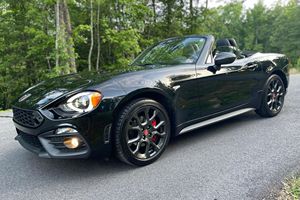 Voiture d'occasion fiable, Fiat 124 Spider Abarth 2017 - Product Image 4