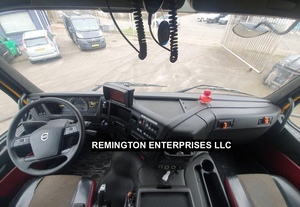 Camion benne basculante Volvo FMX 520 Pusher 8x4 2016, transmission automatique, conduite à gauche, poids lourd, diesel - Product Image 2
