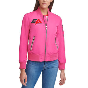 Veste softshell matelassée zippée pour femme, conçue sur mesure, grande taille, coupe-vent, imperméable et écologique pour l'hiver - Product Image 1