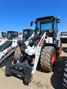 Nuevo para la Minicargadora T76, Motor de Gasolina de 80 HP, Bomba Kawasaki, Sistema Totalmente Hidráulico, Cucharón de 0.4 CBM - Product Image 4