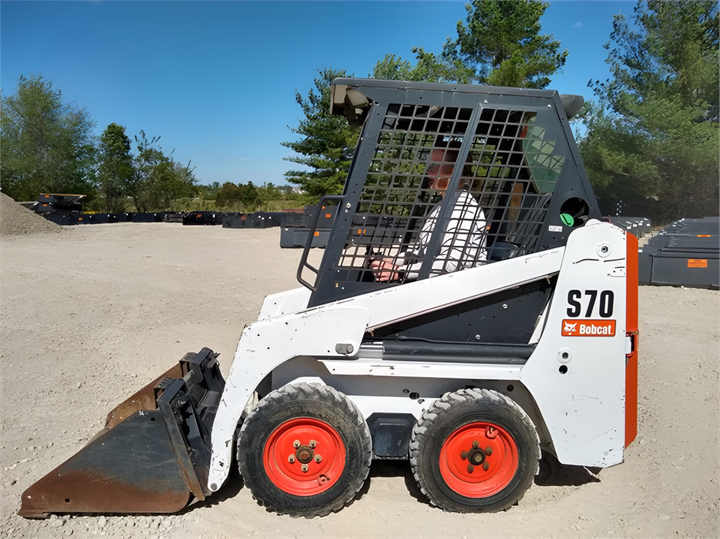 USED BOBCAT S70 SKID STEER AFFORDABLE WITH DIESEL ENGINE LOADER SKID STEER READ to SHIP CONSTRUCTION MACHINERY