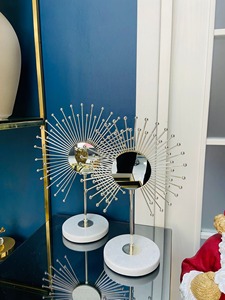 Pièce maîtresse en miroir de style antique avec détails blancs, élégant accent de table décoratif pour décor d'affichage de cadeaux de bureau à domicile - Product Image 5