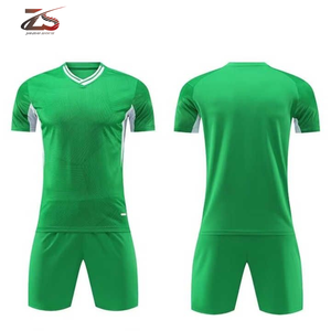 Conjunto de Uniforme de Fútbol con Diseño Personalizado, Uniforme de Fútbol Estampado Hecho en Pakistán - Product Image 2