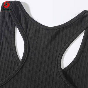 Débardeur de sport pour homme de haute qualité, col rond à capuche, sans manches |   Entraînement respirant, léger, à séchage rapide, en polyester/coton - Product Image 6