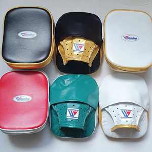 Couleur personnalisable Ensembles de grappins gagnants de haute qualité Conception personnalisée Protège-tête Protège-tibia Protège-aine Gants de boxe Ensemble de sacs - Product Image 4