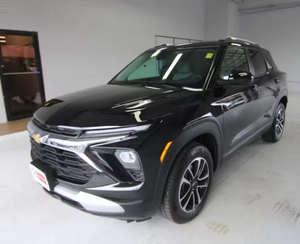 Chevrolet Trailblazer Híbrido Eléctrico Usado, SUV con Interior Oscuro, Asientos de Cuero, Transmisión Automática, Volante a la Derecha/Izquierda en Venta - Product Image 2