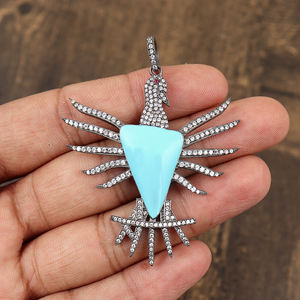 Colgante de Escorpión en Turquesa Azul |   Amuleto llamativo de plata con circonitas pavé |   Joyería de Piedras Preciosas con Diseño Animal, Regalo para Hombres y Mujeres - Product Image 1