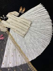 Ensemble Lehenga et Dupatta ethnique indien extrême en faux georgette avec broderie de sequins de 9 mm, robe de soirée à prix de gros - Product Image 5