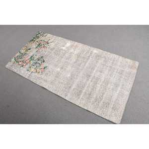 Tapis persan vintage turc en laine 2,8x5,4 pieds, gris-vert, motif patchwork avec envers en latex - Product Image 1