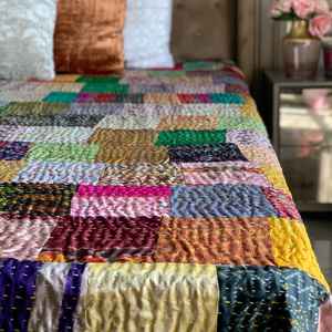 Nuevo Cobertor de Cama Decorativo de Seda Vintage con Parches, Estilo Kantha, Colcha Bohemia para Uso en Hoteles, Suave - Product Image 5