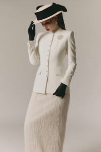 Elegante chaqueta de mujer de tela de lana de alta calidad Milana Servicios ODM con decoración de perlas Hecho en Vietnam Blazers de mujer - Product Image 4