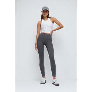 <b>Shaping</b> <b>Leggings</b> - Product Image 2