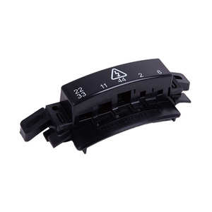 Moulage par injection avec raccords filetés - Product Image 1