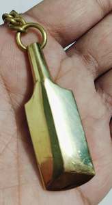 พวงกุญแจทองเหลือง AK ทรงค้างคาวทำจากทองเหลืองแบบขัดเงาหรูหราสำหรับตกแต่งบ้าน/ตกแต่งโรงแรม - Product Image 3