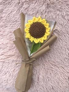 Ramo de Girasoles de Ganchillo Hecho a Mano, Decoración Floral de Lana de Algodón para el Hogar, para Cumpleaños, Aniversario, Graduación, por Proveedores Indios - Product Image 2