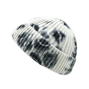 Bonnet jacquard léger unisexe pour les tenues de voyage décontractées par temps froid en vente - Product Image 2
