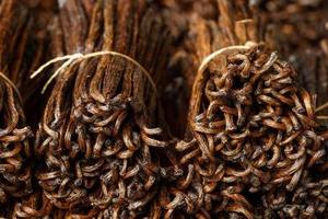 Premium Grade Dried AD Processed Madagascar Vanilla <b>Beans</b> High Quality Raw Factory Supplied Food Seasoning Cooking Bakery Use - Product Image 3