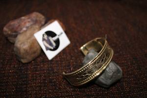 Bracelet manchette en or anneaux de manchette papillon boutons de manchette de luxe pour hommes Bracelet tissé (manchette) de Tradnary - Product Image 2