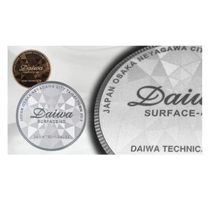 Accesorios adhesivos de PVC de lujo con logotipo personalizado Etiquetas privadas sostenibles a prueba de agua para cajas de embalaje - Product Image 1