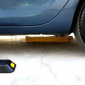 Poste de Estacionamiento de Acero Bloqueable de 75 cm, Barrera de Estacionamiento Plegable de 3 Piezas para Estacionamiento o Espacio de Estacionamiento - Product Image 6