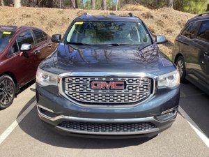 GM_C Acadia Denali AWD 2019 d'occasion en bon état - Product Image 2