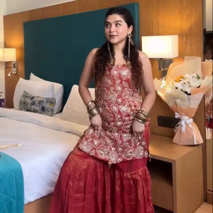 ชุด3ชิ้นเข้ารูปเข้ารูปชาราราราราราราราห์ผ้าจอร์เจียแบบดั้งเดิมดีไซน์ - Product Image 1