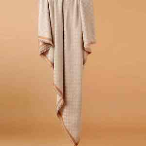 ผ้าคลุมไหล่ขนสัตว์แบบดั้งเดิมสำหรับผู้ชายในฤดูหนาว นุ่ม อุ่น ระบายอากาศได้ดี เหมาะสำหรับสวมใส่ในชีวิตประจำวัน - Product Image 4